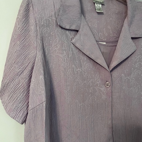 Beautiful!! 2 piece lavender dress and jacket - Picture 3 of 9